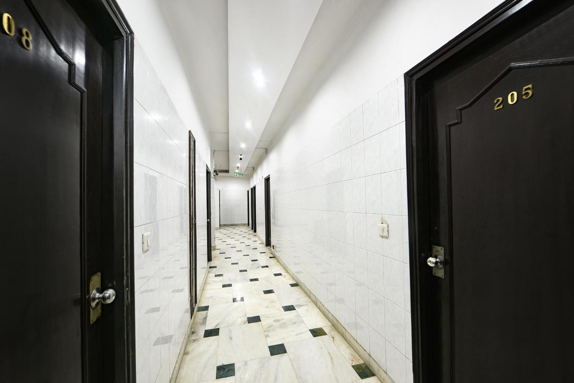 Fabhotel Delhi Darbar Near Karol Bagh Market Exterior foto
